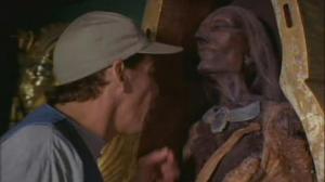 Кадры из фильма Эрнест снова в седле / Ernest Rides Again (1993)