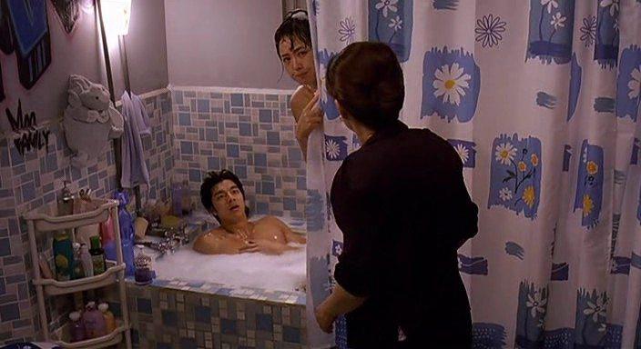 Кадр из фильма Сексуальный дневник / Eseu daieoli (2004)