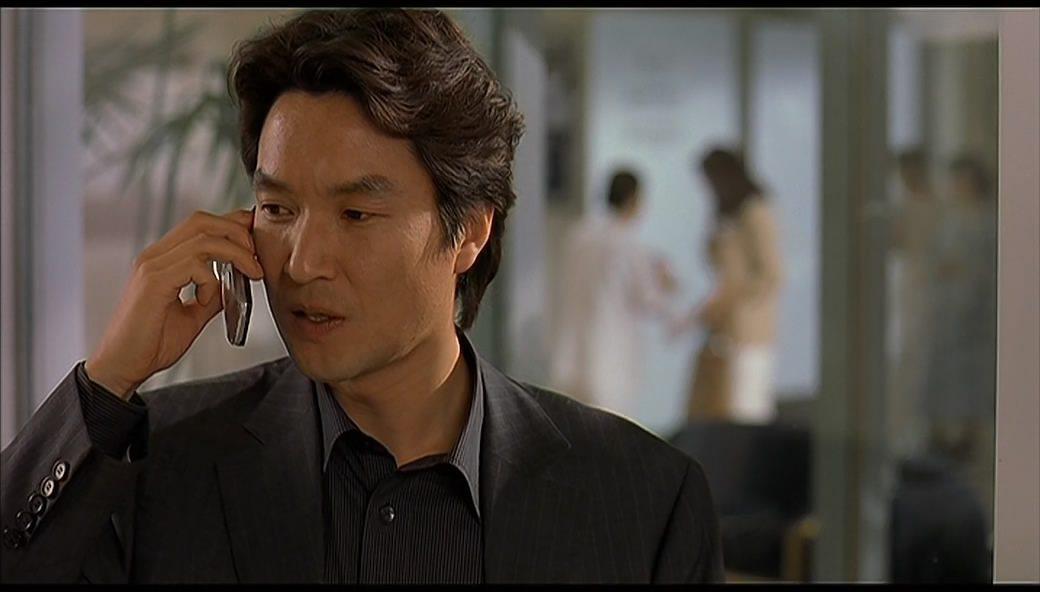 Кадр из фильма Алая буква / Juhong geulshi (2004)