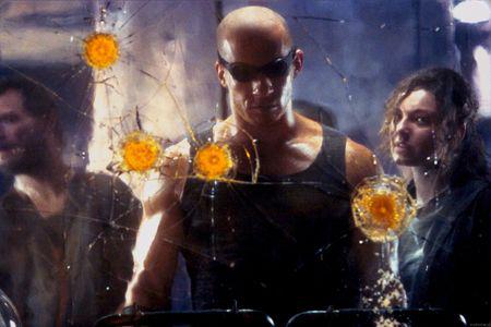 Кадр из фильма Хроники Риддика / The Chronicles of Riddick (2004)