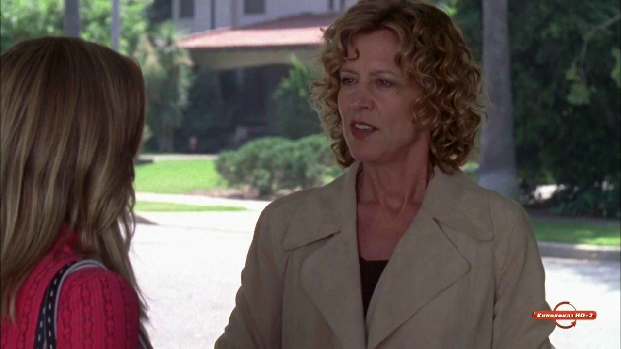 Кадр из фильма Месть женщины средних лет / Revenge of the Middle-Aged Woman (2004)