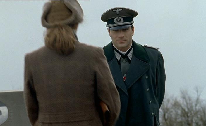 Кадр из фильма Молчание моря / Le silence de la mer (2004)