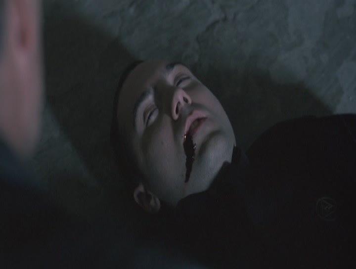 Кадр из фильма Черный свет / Darklight (2004)