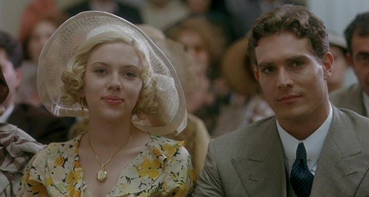 Кадр из фильма Хорошая женщина / A Good Woman (2004)