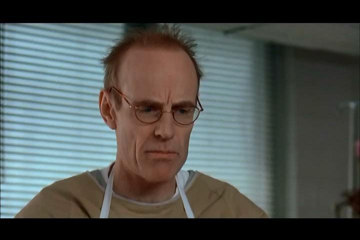 Кадр из фильма Медицинская академия / Intern Academy (2004)