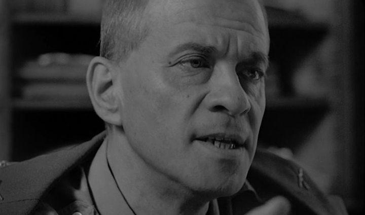 Кадр из фильма Сатанинское танго / Sátántangó (1994)