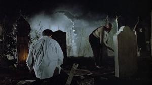 Кадры из фильма О любви, о смерти / Dellamore Dellamorte (1994)