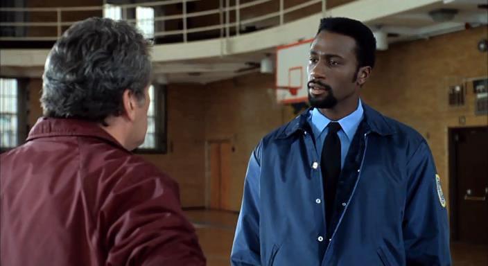 Кадр из фильма Над кольцом / Above the Rim (1994)