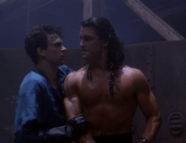 Кадр из фильма Железный ринг / Ring of Steel (1994)