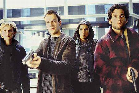 Кадр из фильма Охотники за разумом / Mindhunters (2004)