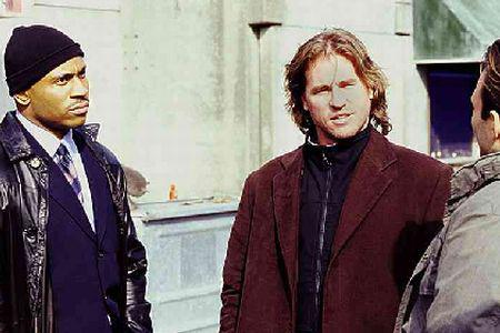 Кадр из фильма Охотники за разумом / Mindhunters (2004)