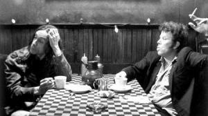 Кадры из фильма Кофе и Сигареты / Un cartus de kent si un pachet de cafea (2004)