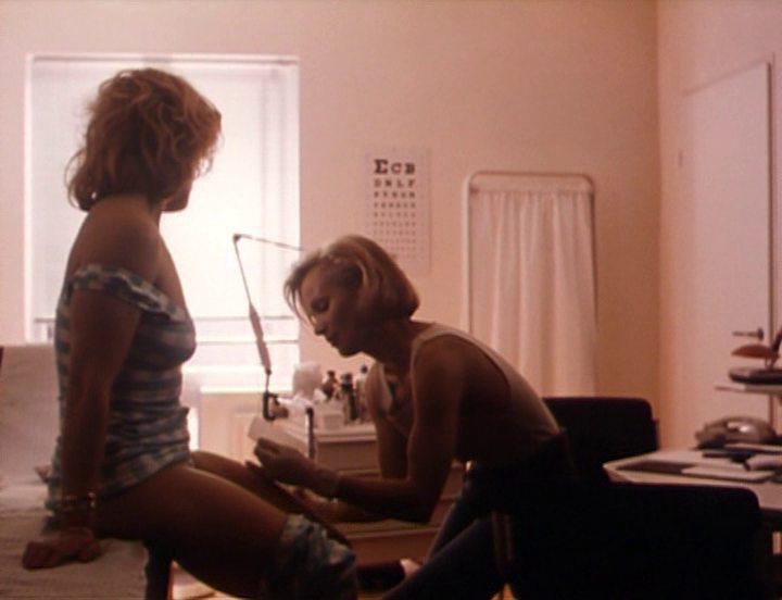 Кадр из фильма Опасный пациент / De Flat (1994)