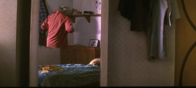 Кадр из фильма Человек-невидимка / Gayab (2004)