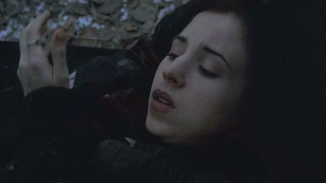 Кадр из фильма Рождение оборотня / Ginger Snaps Back: The Beginning (2004)