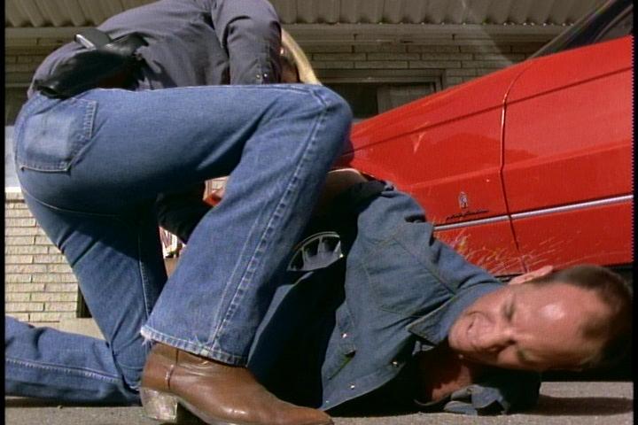 Кадр из фильма Противостояние / The Stand (1994)