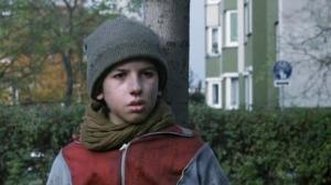 Кадры из фильма 71 Фрагмент Хронологической Случайности / 71 Fragmente einer Chronologie des Zufalls (1994)