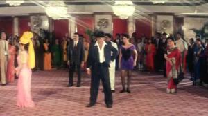 Кадры из фильма Моя неповторимая жена (Счастливая жизнь) / Meri Biwi Ka Jawab Nahin (2004)