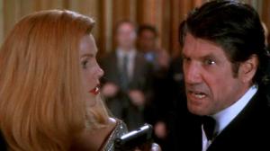 Кадры из фильма Голый пистолет 33 1/3: последний выпад / Naked Gun 33 1/3: The Final Insult (1994)