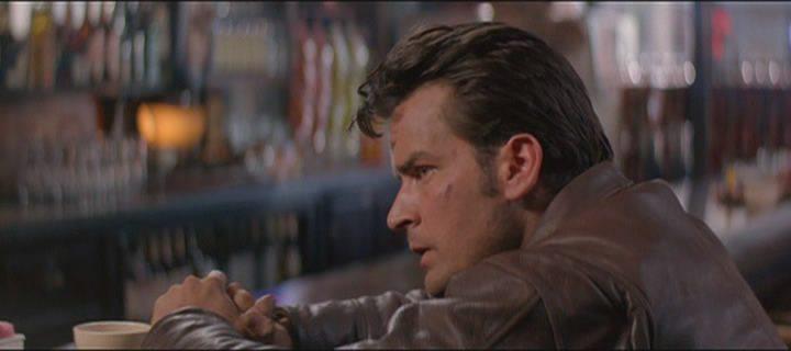 Кадр из фильма Скорость падения / Terminal Velocity (1994)