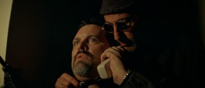 Кадр из фильма Леон / Léon (1994)