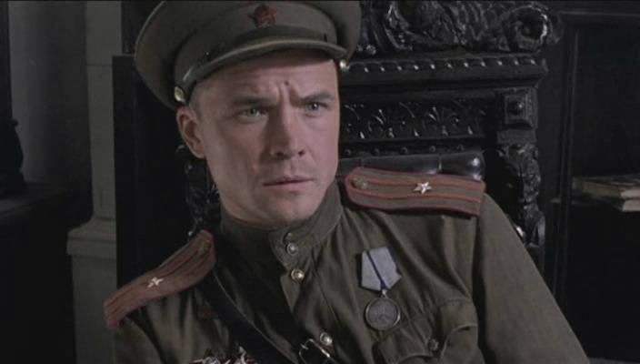 Кадр из фильма На безымянной высоте / 16+ (2004)