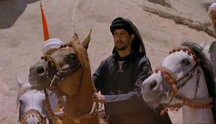 Кадр из фильма Рожденный в песках / Suna no onna (2004)