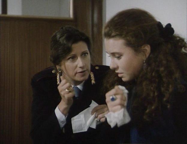 Кадр из фильма Сколько осталось до рассвета / A che punto è la notte (1994)