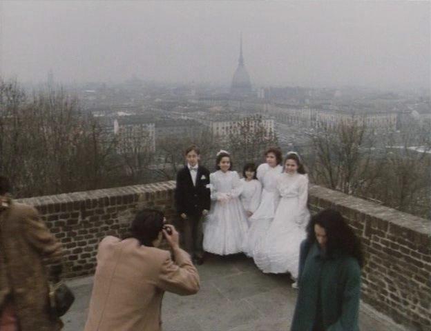 Кадр из фильма Сколько осталось до рассвета / A che punto è la notte (1994)