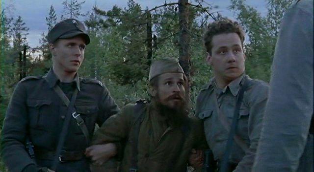 Кадр из фильма Вдали от линии фронта / Framom främsta linjen (2004)