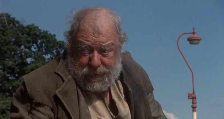 Кадр из фильма Неуютная ферма / Cold Comfort Farm (1995)