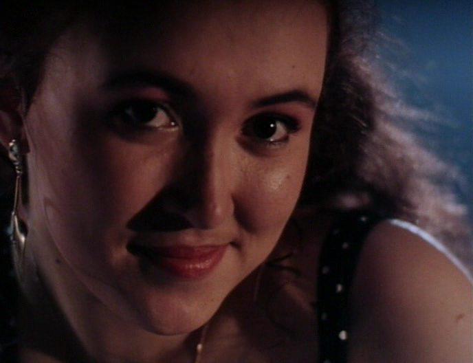 Кадр из фильма Король кикбоксеров 3: Последний нокдаун / Raw Target (1995)