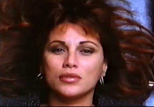 Кадр из фильма Странная история Ольги О / La strana storia di Olga «O» (1995)