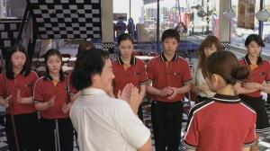 Кадры из фильма Шпионка / Geunyeoreul moreumyeon gancheob (2004)