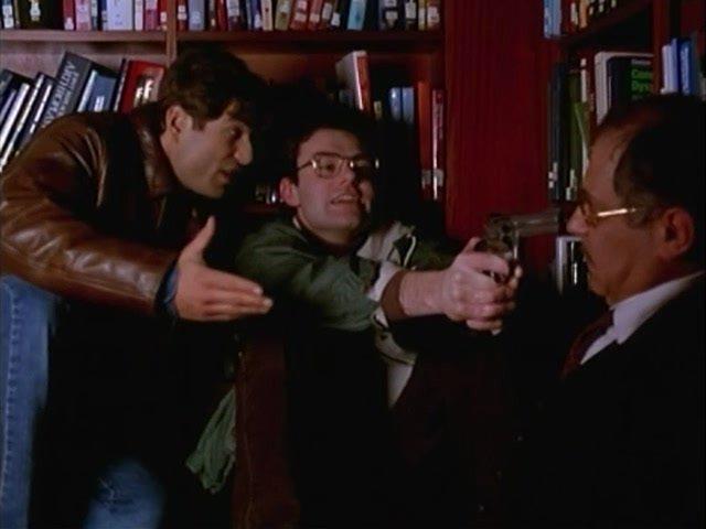 Кадр из фильма Пасьянс для двоих / Solitaire for 2 (1995)