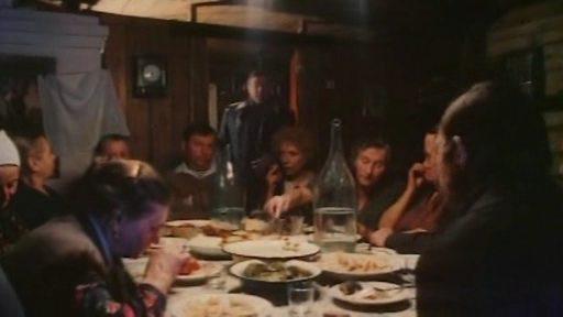 Кадр из фильма Курочка Ряба (1995)