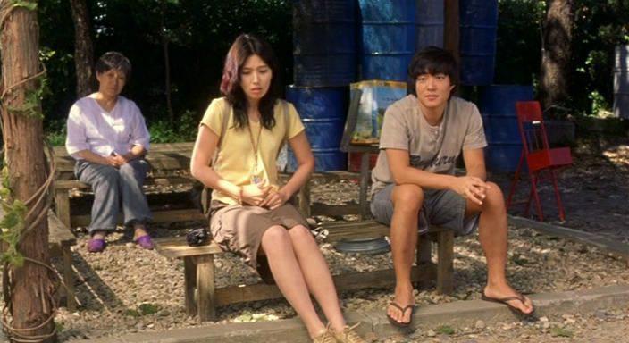 Кадр из фильма До свидания, НЛО / Annyeong! UFO (2004)