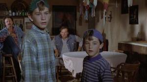 Кадры из фильма Три ниндзя: Костяшки вверх / 3 Ninjas: Knuckle Up (1995)