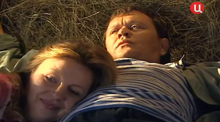 Кадр из фильма Полет аиста над капустным полем (2004)