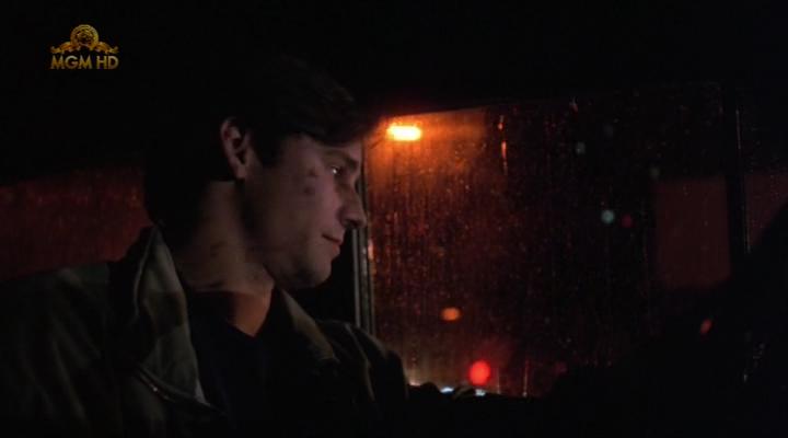 Кадр из фильма Нелегальный блюз / Illegal in Blue (1995)