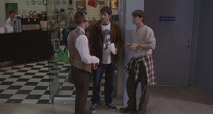 Кадр из фильма Тусовщики из супермаркета / Mallrats (1995)