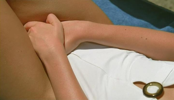 Кадр из фильма Бассейн / Swimming Pool (2003)
