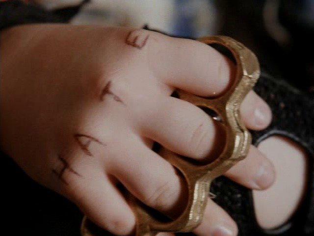 Кадр из фильма Клуб домашних детективов / Clubhouse Detectives (1996)