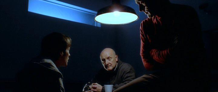 Кадр из фильма Три слепые мыши / 3 Blind Mice (2003)