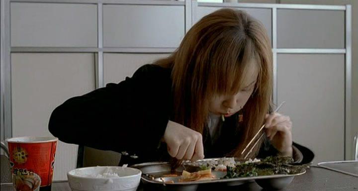 Кадр из фильма Шепот стен 3 : Ступени желаний / Yeogo goedam 3: Yeowoo gyedan (2003)