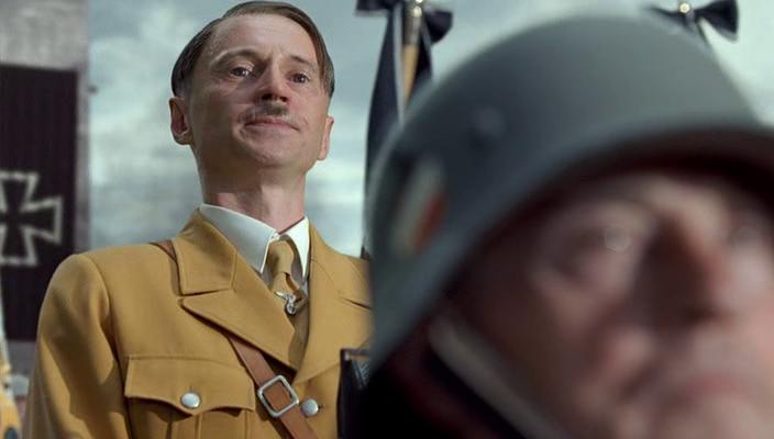 Кадр из фильма Гитлер: Восхождение дьявола / Hitler: The Rise of Evil (2003)