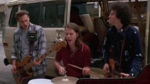 Кадры из фильма Рок-н-ролл на колесах / Bandwagon (1996)