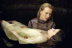 Кадр из фильма Звонок / Chakushin ari (2003)