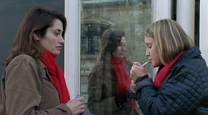Кадр из фильма Знаки страсти / Petites coupures (2003)
