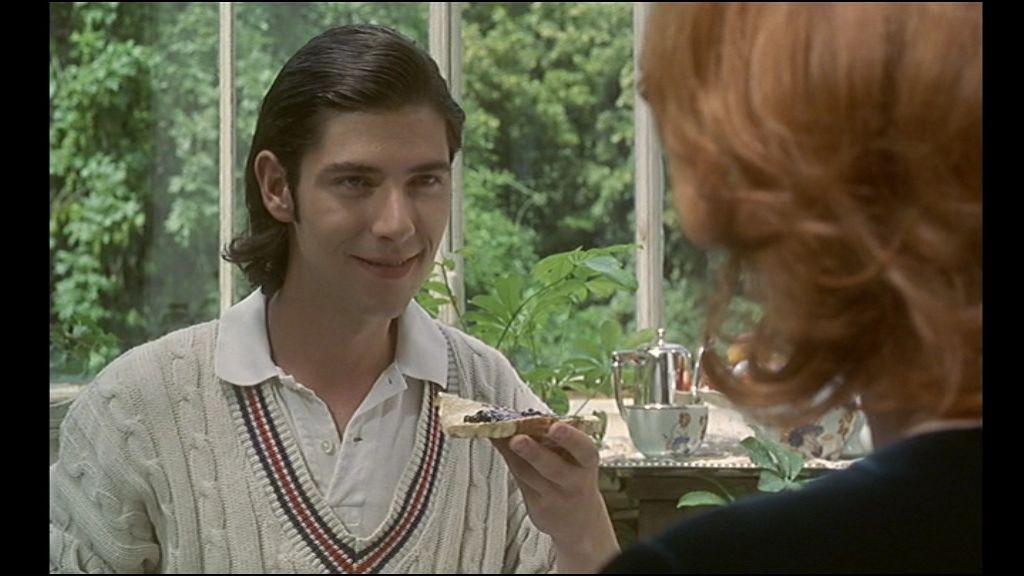 Кадр из фильма Генеалогия преступления / Généalogies d'un crime (1997)